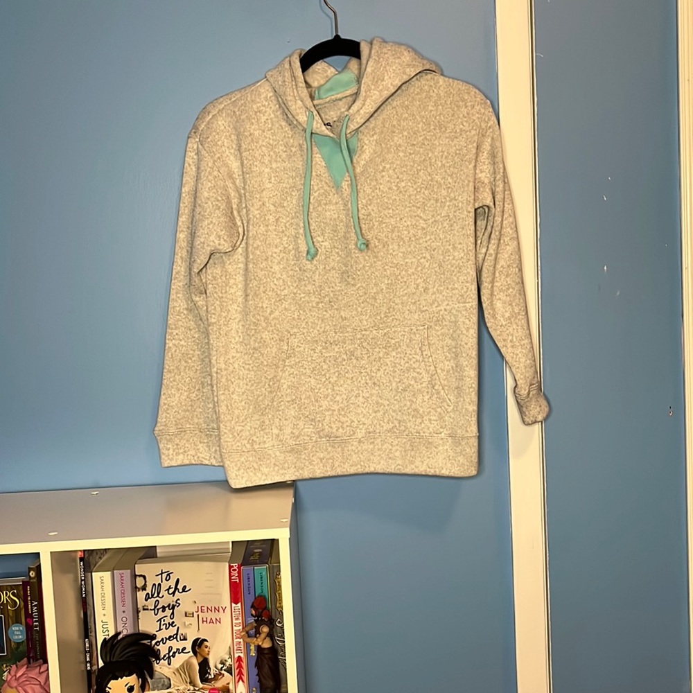 HS Idol grey and blue hoodie
